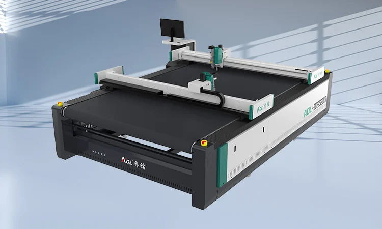 CNC машина за автомобилна изолационна вата