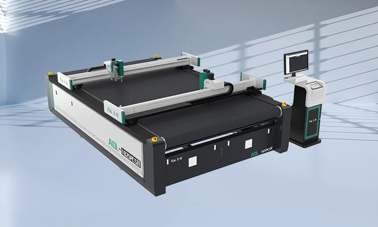 CNC машина за рязане на водоустойчиви платове – снимка 2