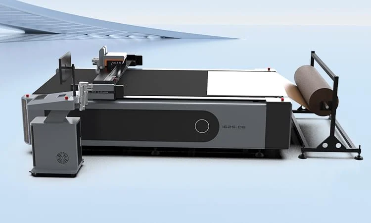 Automatic Carton Folding and Creasing Cutting Plotter photo 3