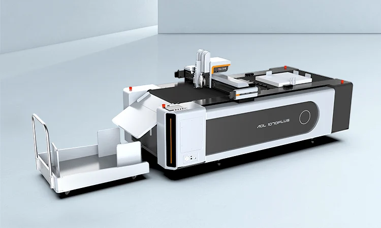 Professional flatbed cutting plotter photo 2