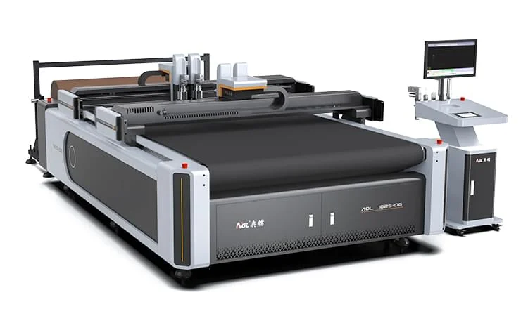 CNC машина за рязане на мокети от ролка